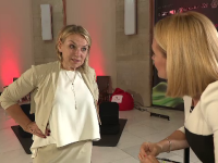 Esther Perel, specialista în probleme conjugale, spune de ce înșală oamenii. Interviu de Andreea Esca