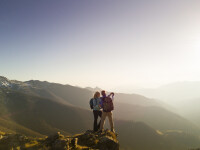 Doi tineri amendați după ce au fost salvați în mod repetat din Alpii italieni