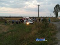 Un microbuz plin cu călători s-a răsturnat la Tişiţa după o greşeală a şoferului