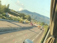 Microbuz cu romani implicat intr-un accident in Franta
