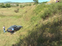 Mașină căzută în răpă în Bistrița-Năsăud