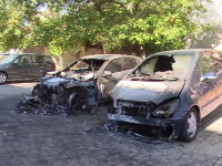 Mărturiile oamenilor din Galați care și-au găsit mașinile arse. ”A fost aruncat focul”