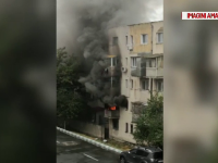 Două persoane au ajuns la spital, în urma unui incendiu într-un bloc din Năvodari