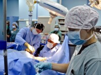 Statul finanțează doar una din trei operații cardiovasculare. România, campioană în Europa la decese