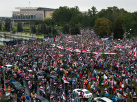 Protest uriaș în Minsk, împotriva președintelui Lukașenko. 633 de oameni au fost arestați