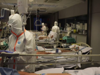 Măsuri mai stricte pentru combaterea Covid-19. Boris Johnson amenință cu armata pe străzi