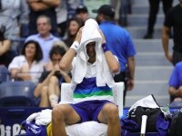 Imagini impresionante: Djokovic a plâns în hohote când a realizat că va pierde finala de la US Open VIDEO