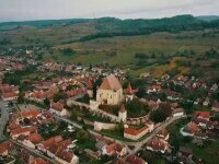 Minunățiile din Colinele Transilvaniei: ”Ai senzația că te-ai întors 1.000 de ani în urmă”. Cât costă un sejur