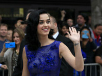 Katy Perry a vândut drepturile de autor