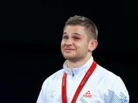 Povestea de viaţă a lui Alex Bologa, al doilea campion paralimpic din istoria României. Cum a orbit la doar 6 ani