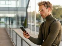 (P) iPhone 16 vs iPhone 15: ce le diferențiază?