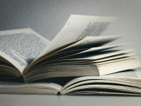 (P) Cărți ieftine de autori celebri: descoperă anticariatul Printre Cărți!