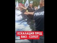 VIDEO. ”Suveraniștii” din Bulgaria au atacat o mașină crezând că înăuntru se află Ursula von der Leyen