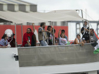 Greta Thunberg și flota ei cu ajutoare pentru Gaza s-a întors în port imediat după plecare. Ce s-a întâmplat