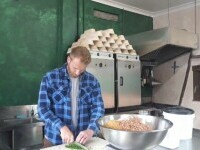 Soluția unui brutar australian pentru a folosi ingredientele „defecte”: „Tot ce facem e pentru a reduce risipa alimentară”