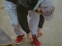 (P) Cum să prelungești viața sandalelor pentru copii și să le combini cu șosete