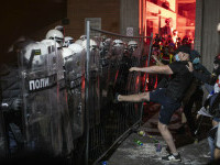 Spionajul rus susține că UE pregătește un „Maidan” în Serbia ca să îl dea jos pe Vucic, „după un scenariu repetat”