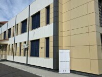 Cum arată prima închisoare din România, inspirată după cele din Norvegia. Are o sală de spectacole și biblioteci