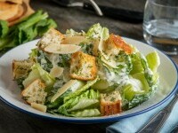 Salata Caesar