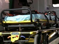 Bătrân de 85 de ani, în stare gravă după ce fost scăpat de pe o targă în timpul unui transfer între spitale, în Prahova