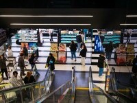 SUA a limitat accesul diplomaților iranieni la anumite magazine. Achizițiile de lux peste 1.000 de dolari necesită aprobare