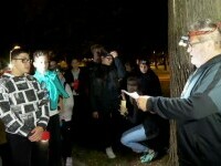Concurs de orientare pentru elevi, noaptea în parc: „Nu este chiar atât de greu cum am crezut”