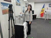 Alegeri în R. Moldova. O studentă din Japonia, primul votant: „Am votat pentru pace, dezvoltare şi o Moldovă prosperă”. VIDEO