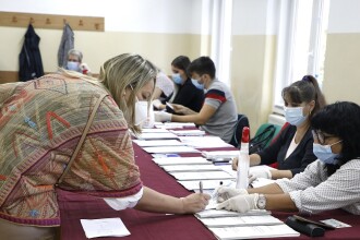 Alegeri Parlamentare 2020 Cand Se Deschid SecÈ›iile De Vot Din Diaspora È™i Care E Programul Lor Stirileprotv Ro