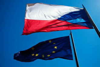 Cehia preia preşedinţia semestrială a Ununii Europene de la Franţa