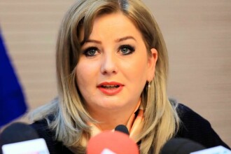 Parlamentarii Care SchimbÄƒ Partidul De La O LunÄƒ La Alta Nu Mai ExistÄƒ Stanga Si Dreapta Stirileprotv Ro