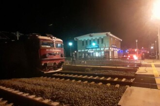 Fetiță rănită de o locomotivă, în gara Bacău. Elicopterul SMURD a dus-o la spital