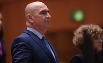 LIVE ACUM: Moțiunea de cenzură împotriva Guvernului Bolojan, la vot în Parlament. Premierul își apără mandatul