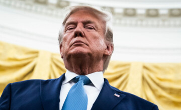 “Lui Trump i se rupe de Europa. Nu e problema lui”. Cine îl poate împiedica să distrugă NATO și Uniunea Europeană