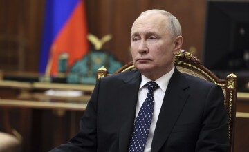 Putin anunță că Occidentul l-a tras pe sfoară atunci când forțele ruse au ajuns lângă Kiev. \