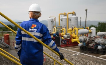 Statul român a strâns atâtea datorii la foștii angajați Petrom că ar mai putea cumpăra un OMV Petrom, la valoarea de acum