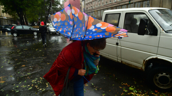 Alertă Meteo De Vreme Rea In 13 Județe Anm Anunță Cod Portocaliu