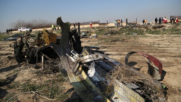 Avionul Prăbușit In Iran A Luat Foc In Aer Noi Detalii Din