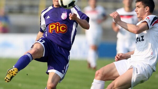 Cosmin Nastasie De La Fc Arges Imprumutat Un An La Gloria