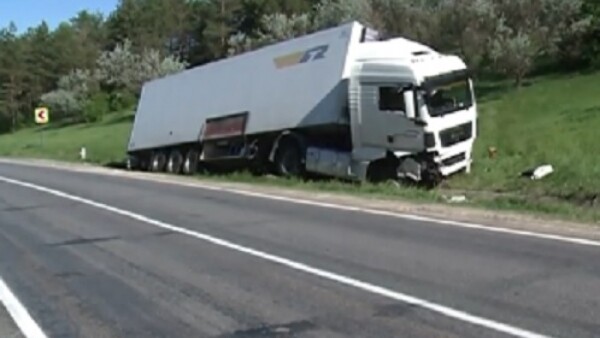 Povestea Tir Istului Hachiko Un Sofer Din Moldova A Stat Patru