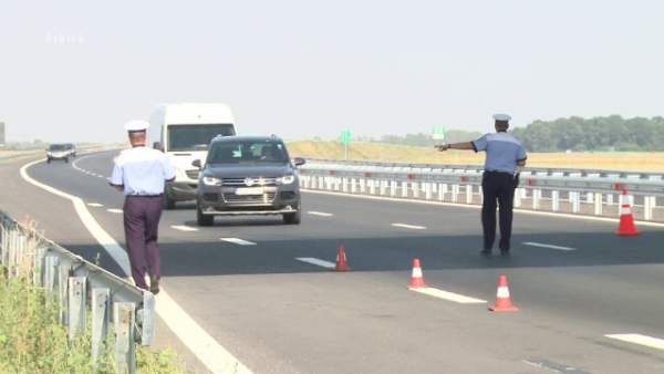 100 De șoferi Care Conduceau Cu Peste 180 Km H Prinși In Trafic