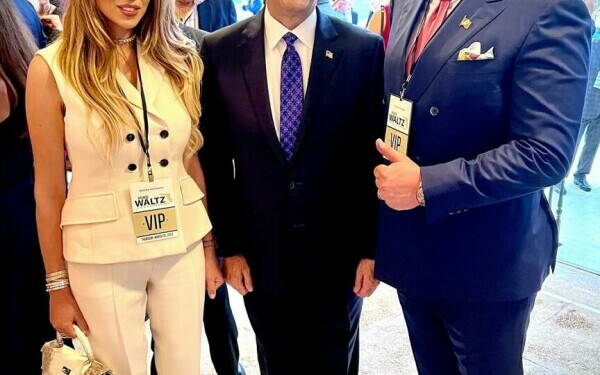 Dragoș Sprînceană și John Ratcliffe, șeful CIA