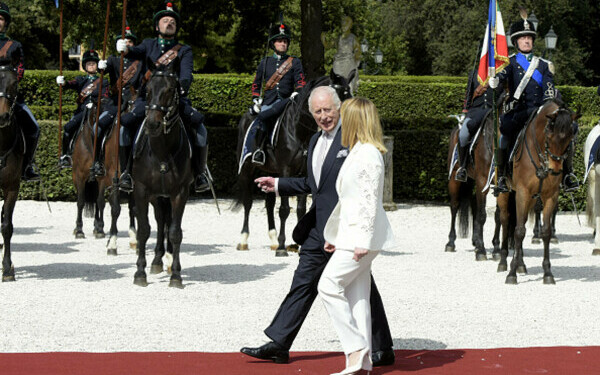 Regina Camilla şi regele Charles