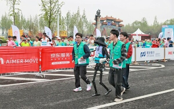 semi-maraton cu roboti china semi-maraton cu roboti china