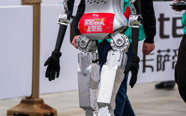 semi-maraton cu roboti china semi-maraton cu roboti china