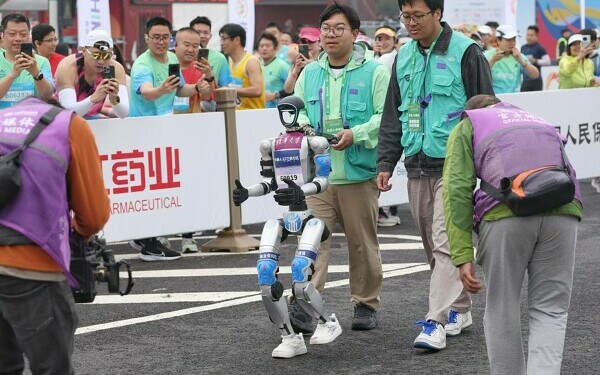 semi-maraton cu roboti china semi-maraton cu roboti china