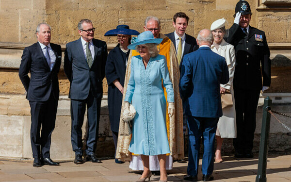 Regele Charles și Regina Camilla au participat la slujba tradițională de Paște Regele Charles și Regina Camilla au participat la slujba tradițională de Paște