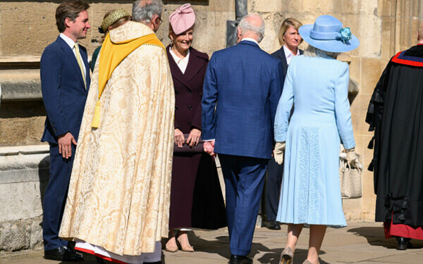 Regele Charles și Regina Camilla au participat la slujba tradițională de Paște Regele Charles și Regina Camilla au participat la slujba tradițională de Paște