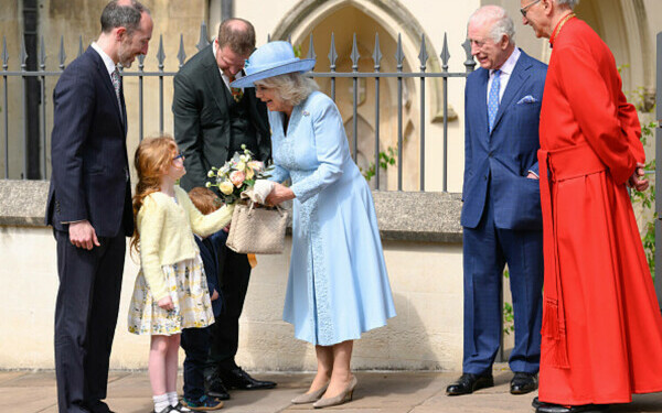 Regele Charles și Regina Camilla au participat la slujba tradițională de Paște Regele Charles și Regina Camilla au participat la slujba tradițională de Paște