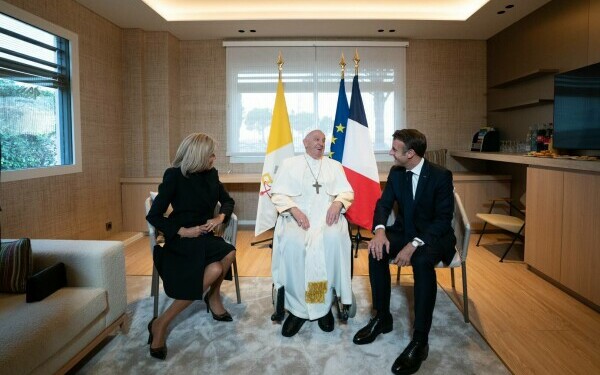 reactii Papa Francisc reactii Papa Francisc