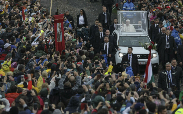 Vizita Papei Francisc în România Vizita Papei Francisc în România